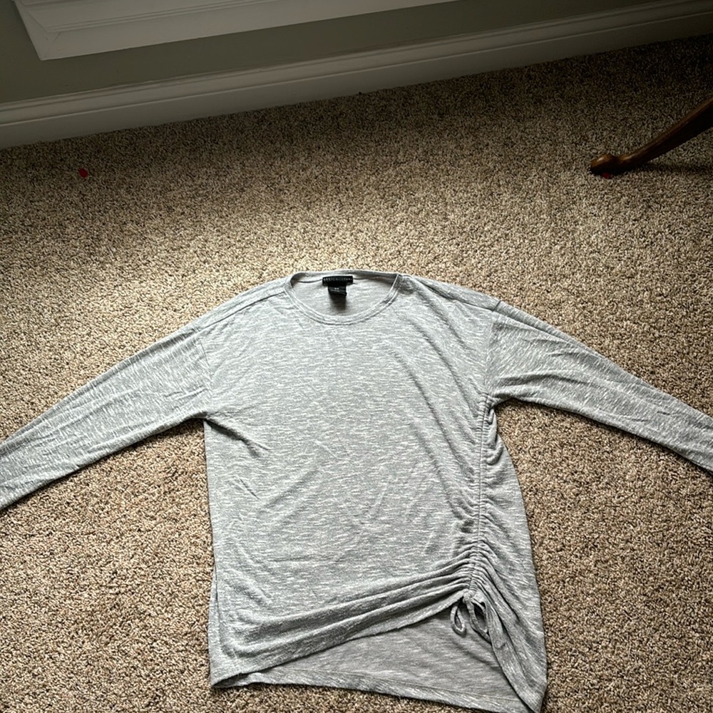 DESIGNHistory Long Sleeved Shirt Women’s Small